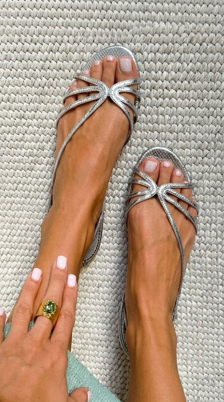Ginevra | Sandalias doradas elegancia de verano