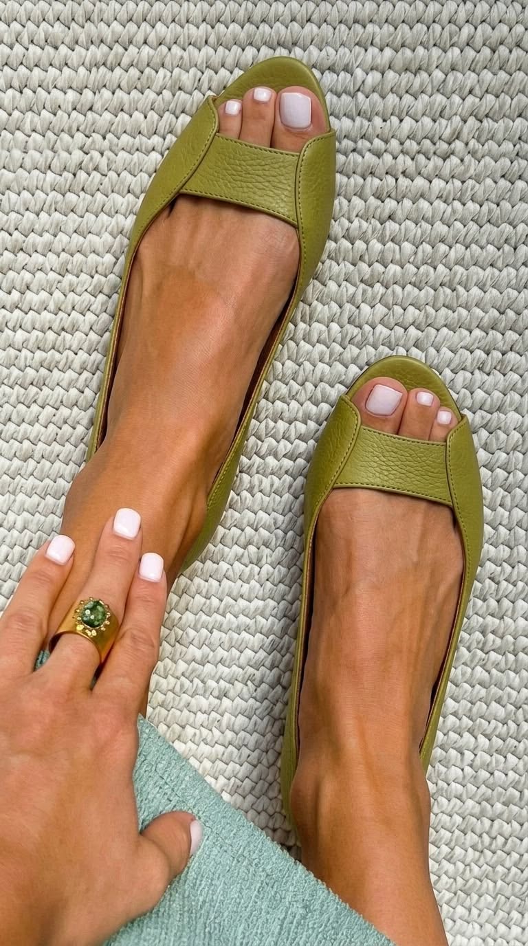 Sandalias cómodas en oro Adelina