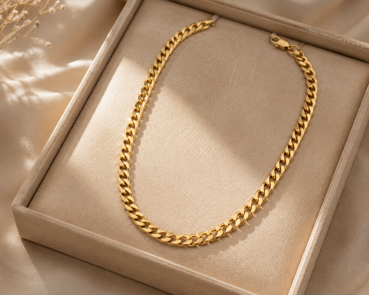 Collar de Eslabones Dorados Camille
