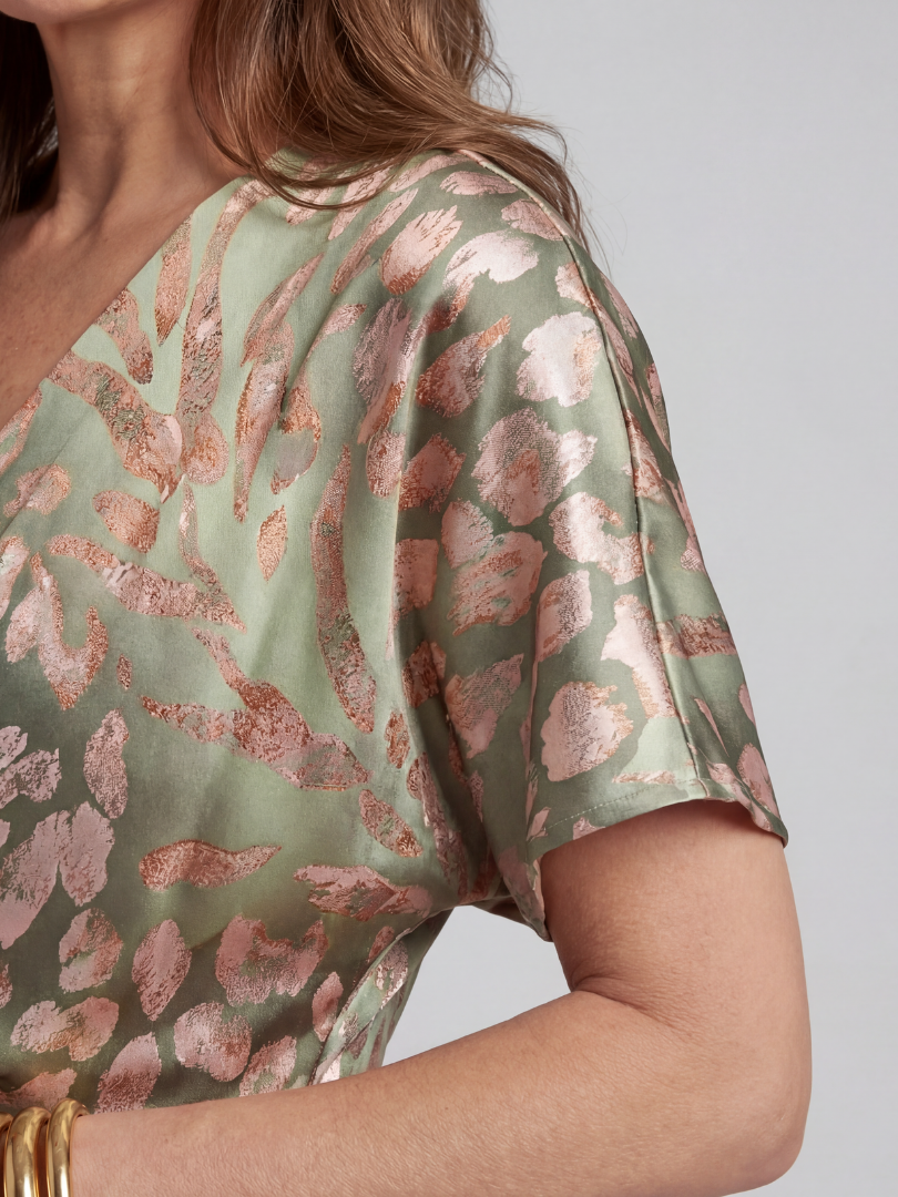 Coralie | Impresión abstracta Vestido midi con escote en V y cintura entallada