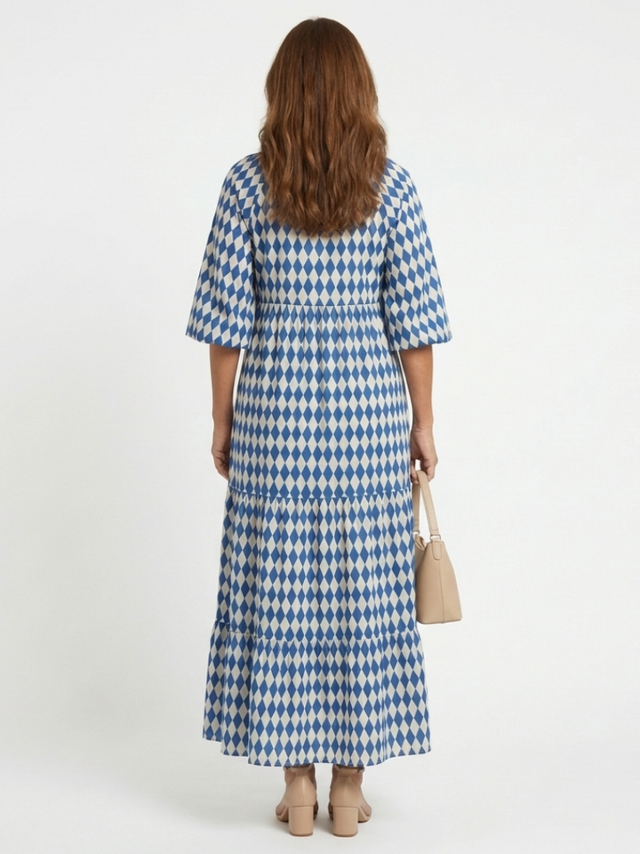 Elodie | Vestido con estampado de diamantes y falda con volantes