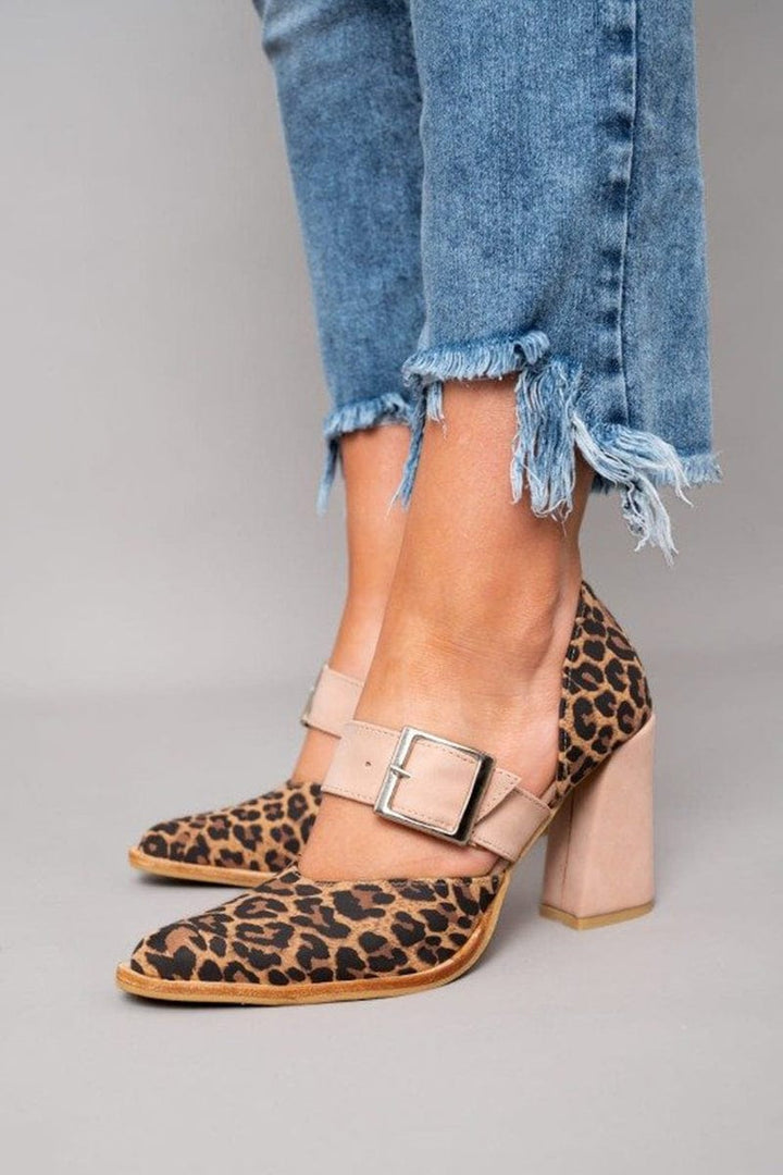 Ilana™ | Tacones de cuña con estampado de leopardo audaz