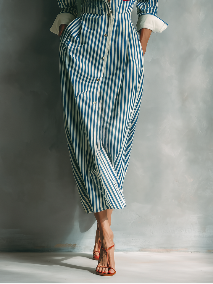 Vestido Camisero Rayado En Mezcla De Algodón Azul Y Blanco Para Mujeres Con Bolsillo Rojo MDZ1286C2T