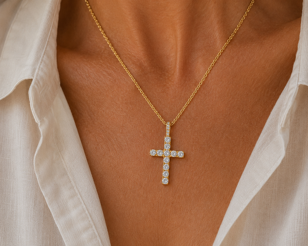 Collar Cruz en Oro Juliette
