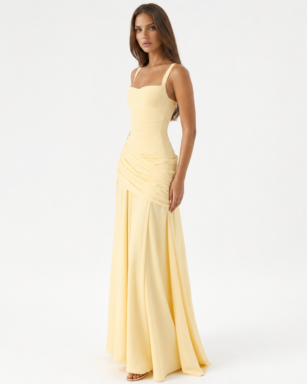 ENIE | Vestido Maxi con Escote Angular Refinado