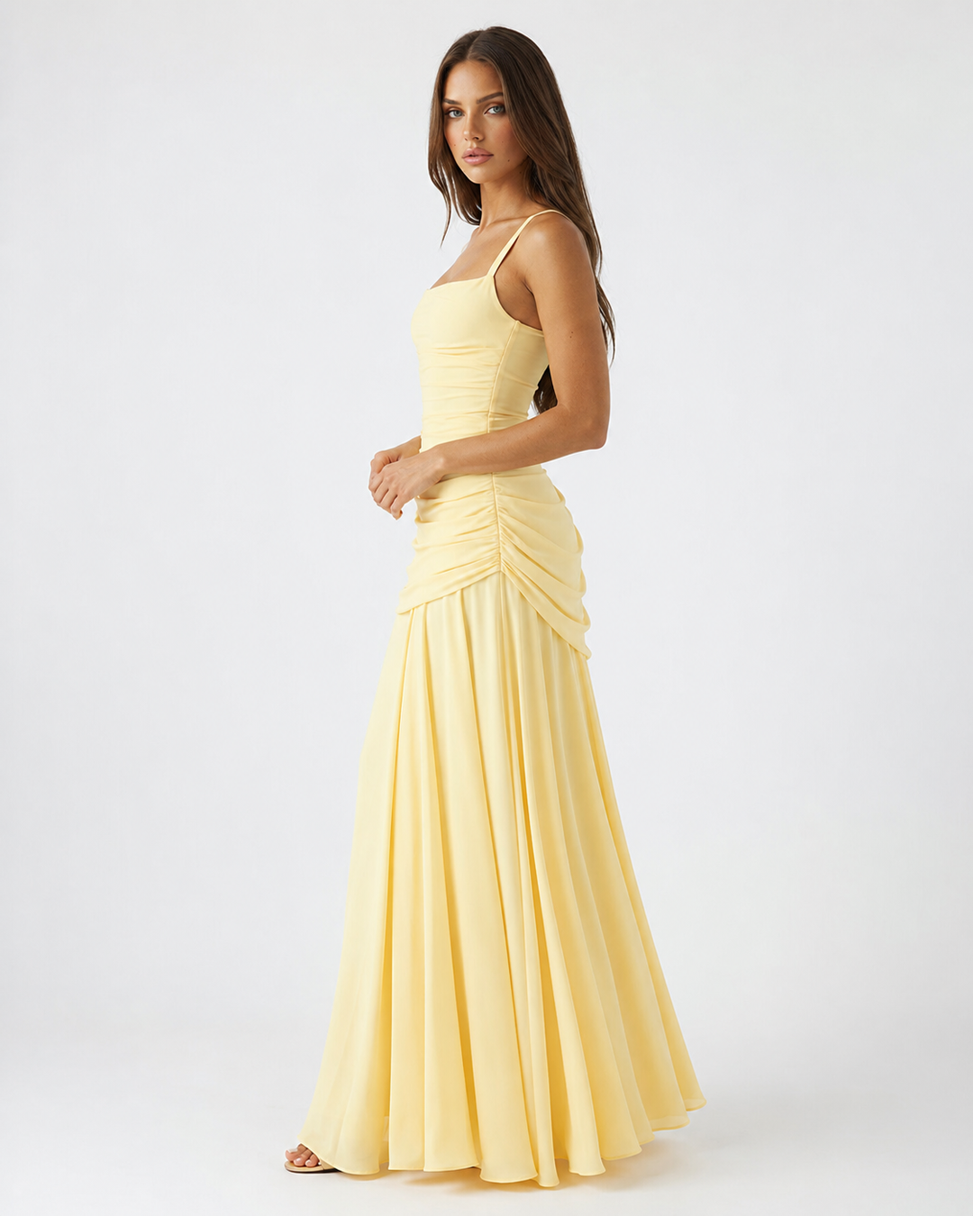 ENIE | Vestido Maxi con Escote Angular Refinado