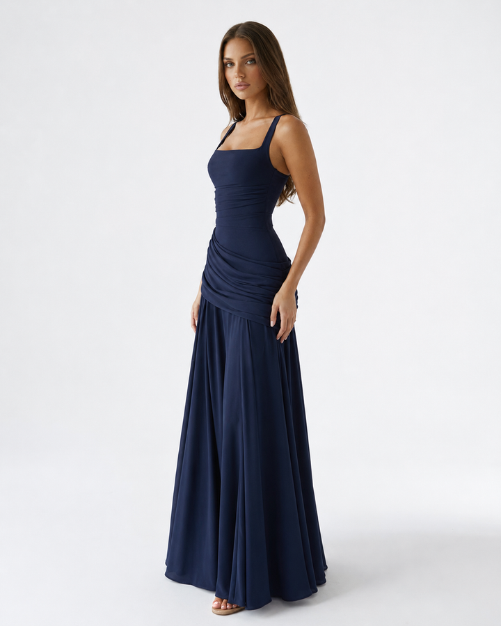ENIE | Vestido Maxi con Escote Angular Refinado