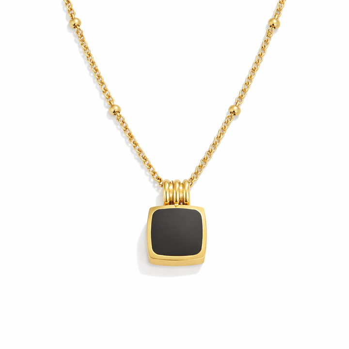 Collar Lucia con colgante negro