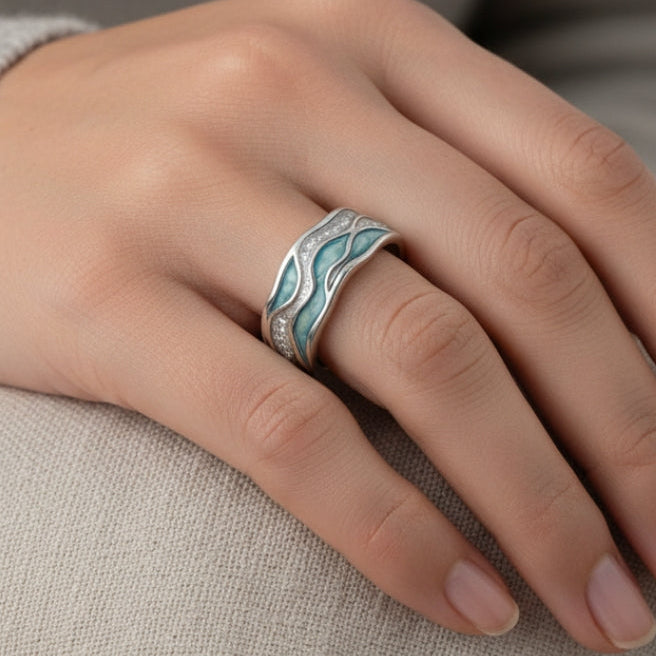 Anillo de Plata Elegante Turquesa con Motivos de Olas