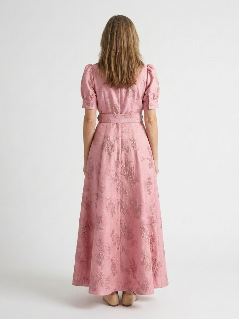 Xanthea | Vestido maxi de mangas cortas, ajustado, con estampado floral