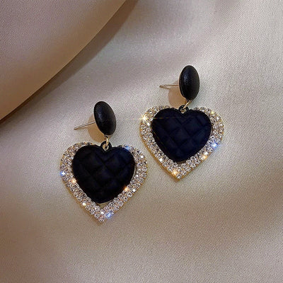 Pendientes de Oro Negro en Forma de Corazón