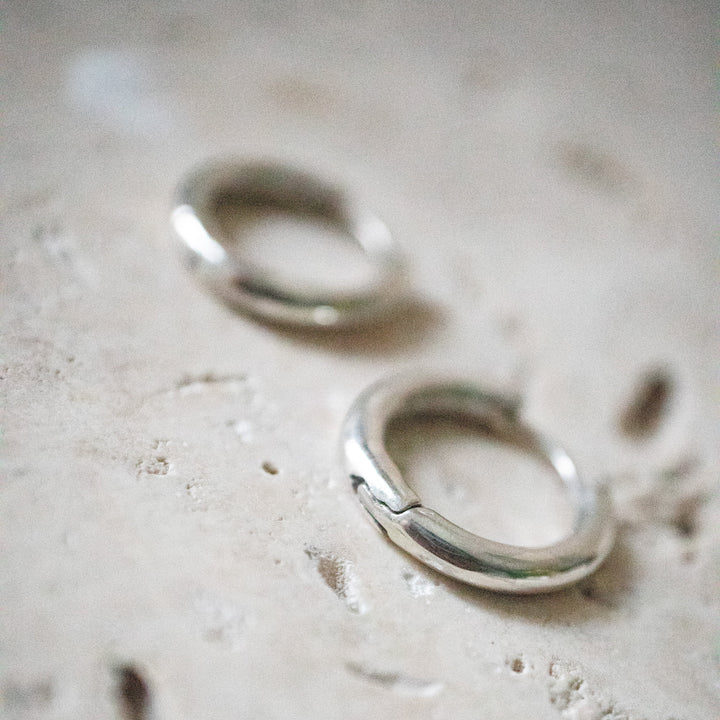Aros Huggie – Pequeños Pendientes de Plata Esterlina 925, hechos a mano