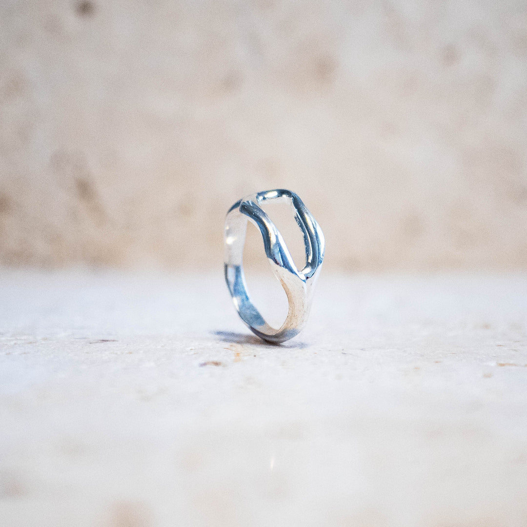 Anillo orgánico de plata esterlina 925 – hecho a mano