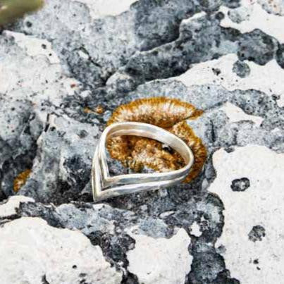 Anillo Chevron doble de Plata 925 Esterlina hecho a mano