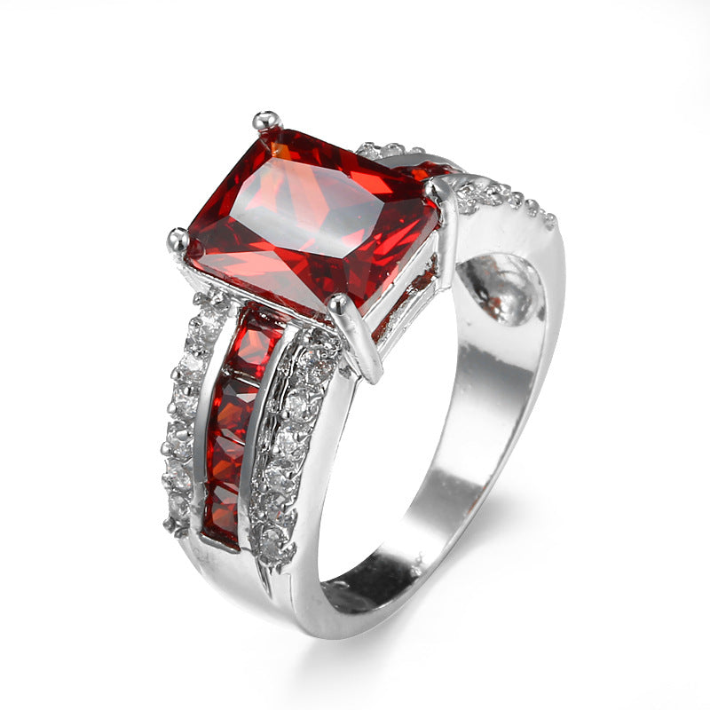 Anillo de Plata con Rubí de Diseño de Banda Dividida