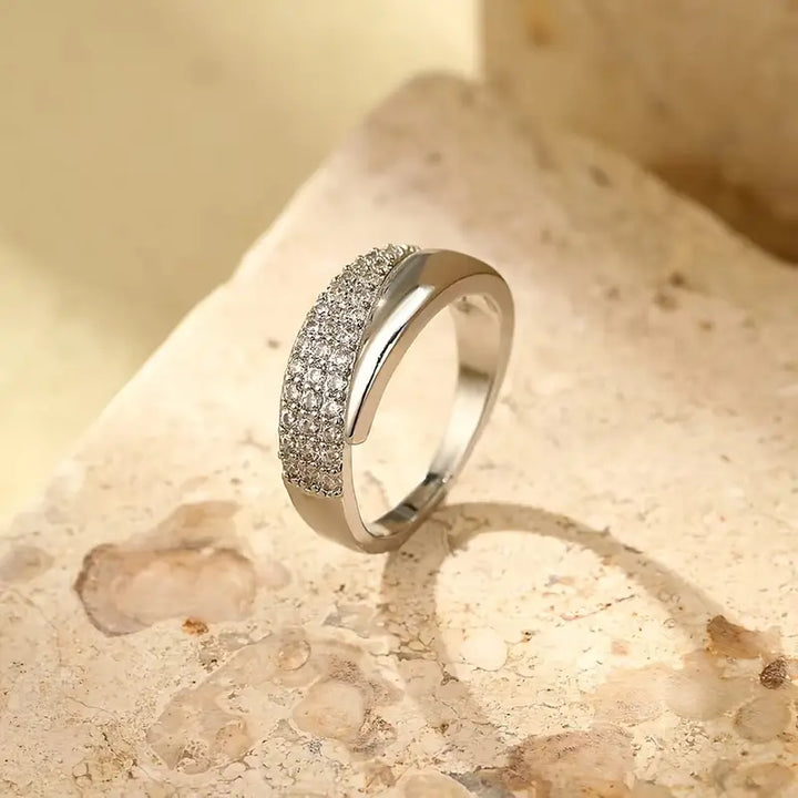 Éloïse – Un anillo de brillo atemporal