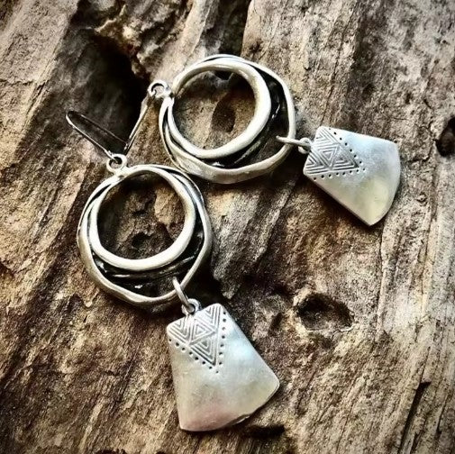 Pendientes colgantes cuadrados de plata vintage