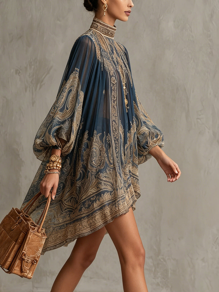 Bérénice | Mini Vestido de Muselina Asimétrica con Estampado Barroco en Azul Marino y Cuello Alto