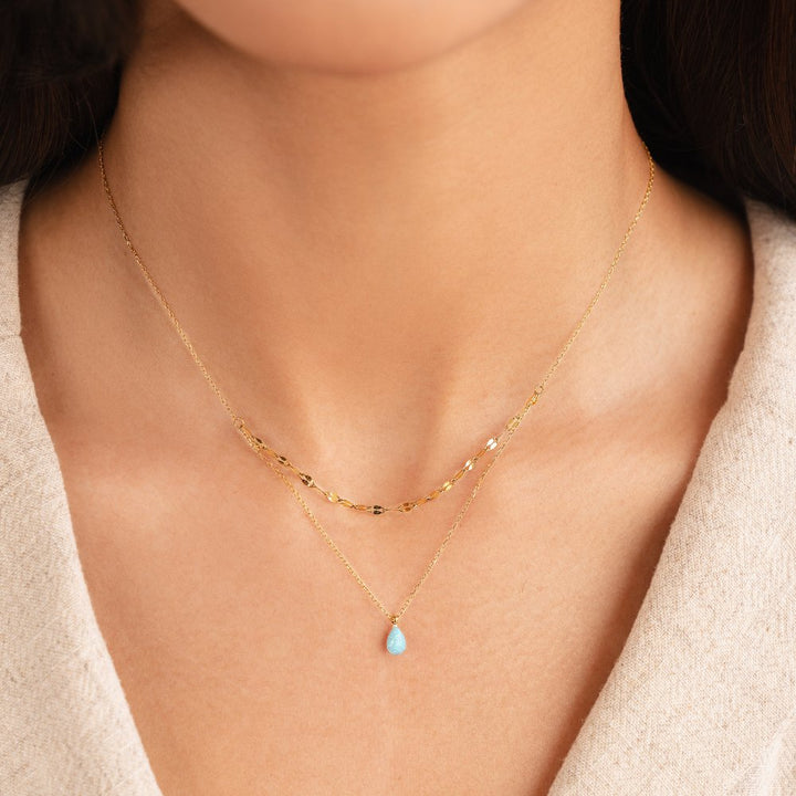 Collar de capas con gota de ópalo azul