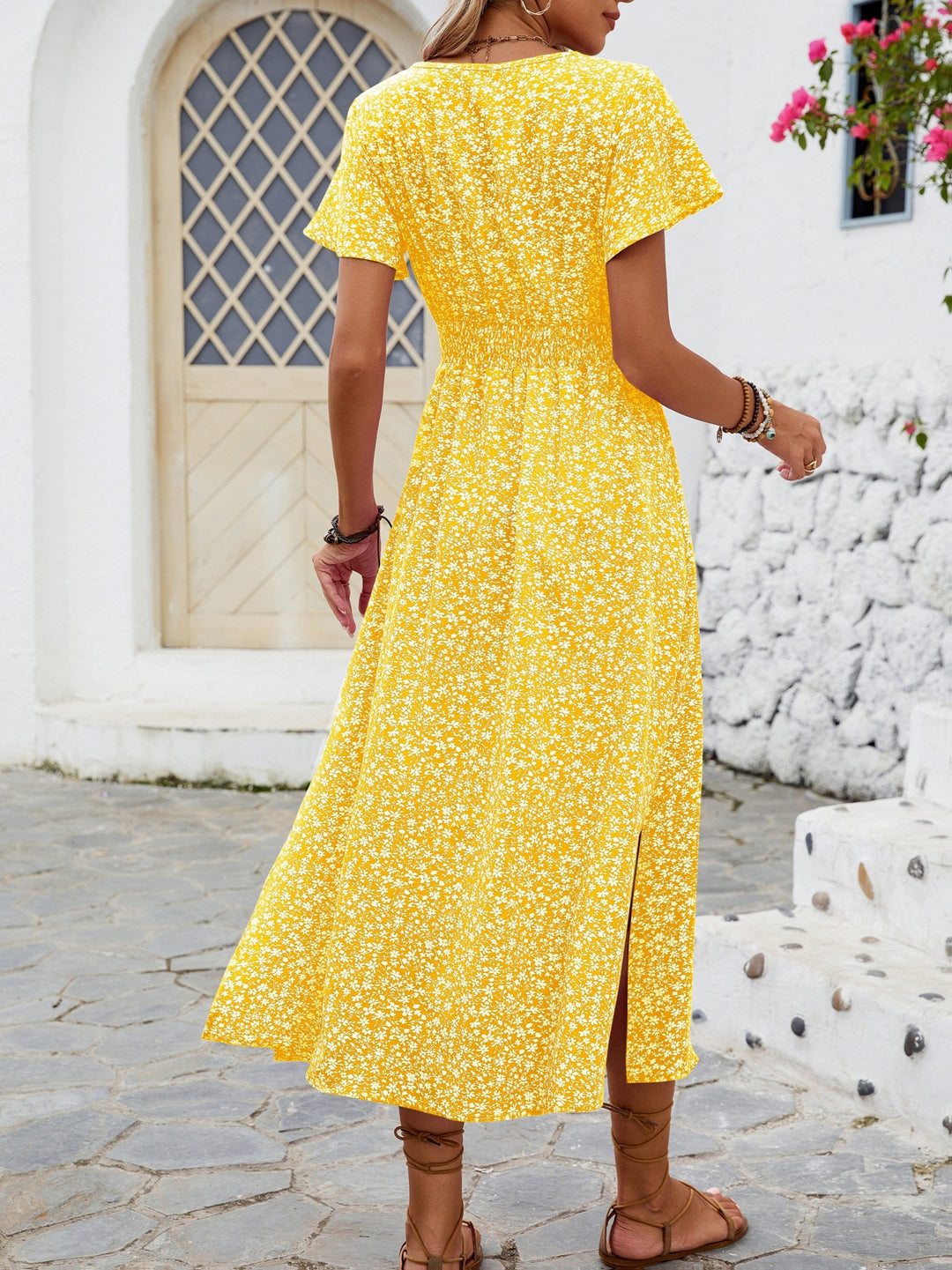 Gina - Una elegancia floral