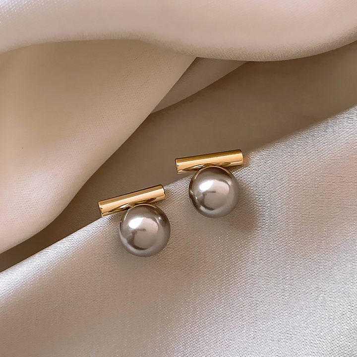 Pendientes de perlas negras