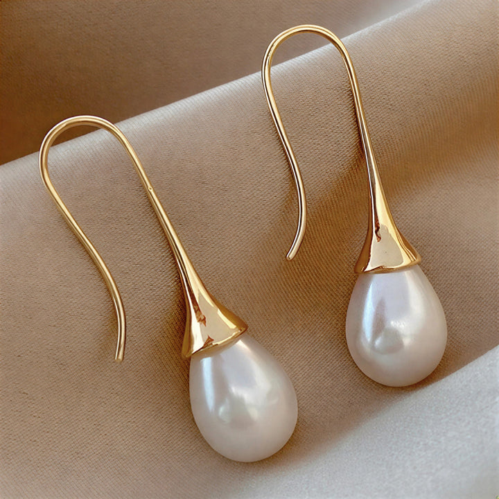 Pendientes de Belleza Clásica en Perlas