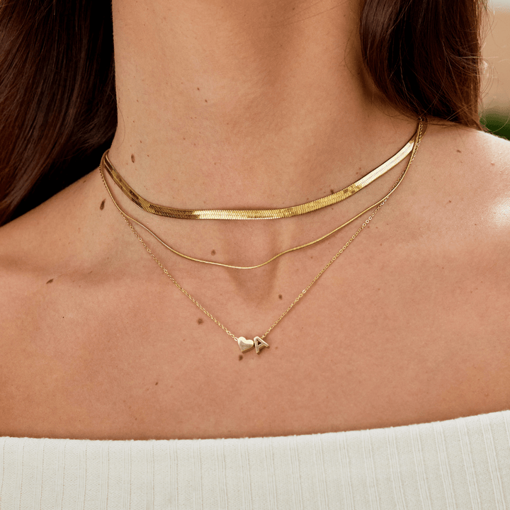 Collar eterno de oro