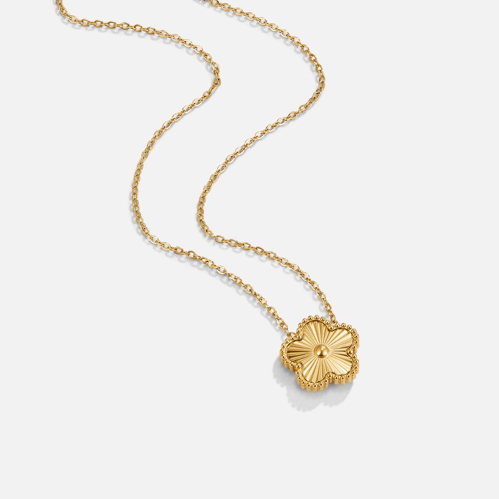 Collar trébol dorado