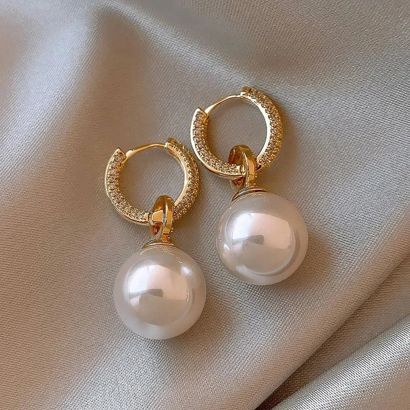 Pendientes de perlas deslumbrantes