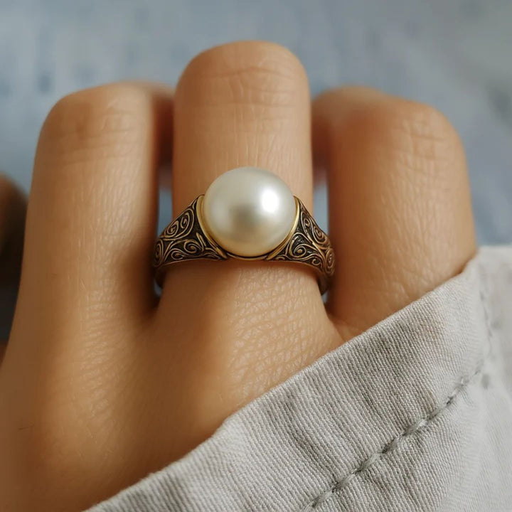 Anillo de Oro con Perla Vintage Atemporal