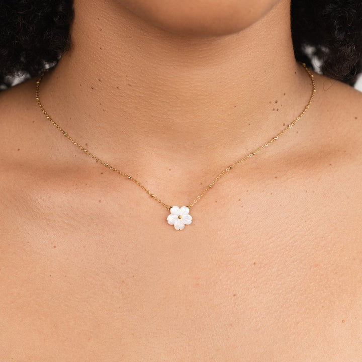 Collar Magníficas Flores